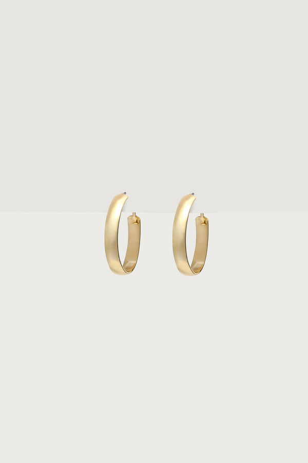Willa Huggy Hoop Earrings