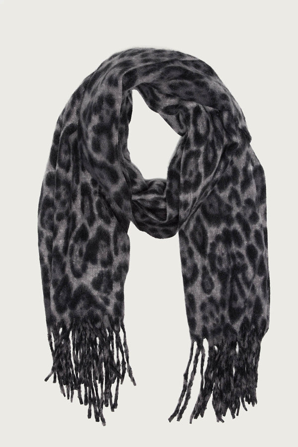 Chunky Leopard Scarf view 2