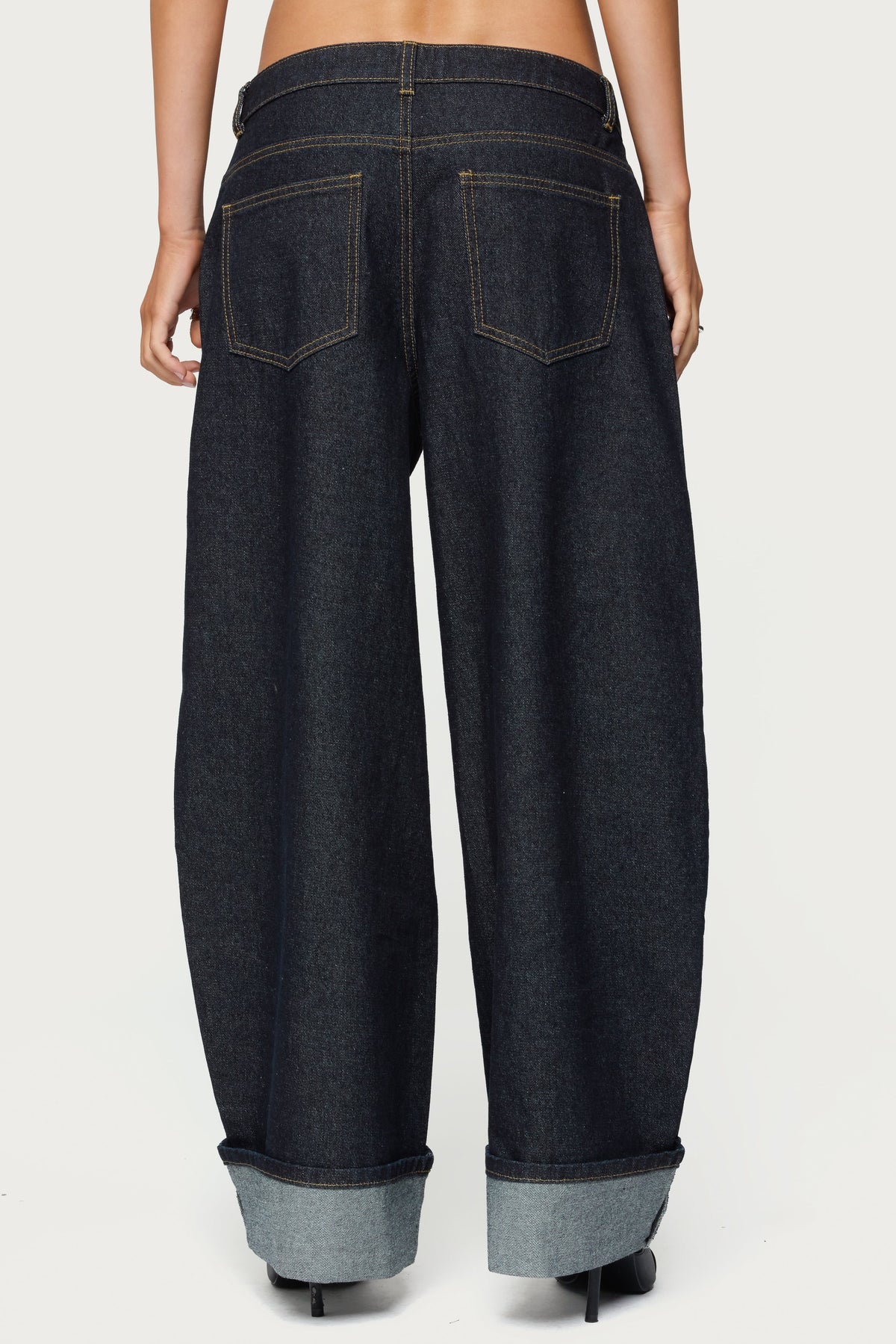 Petite Kella Low Rise Baggy Jeans