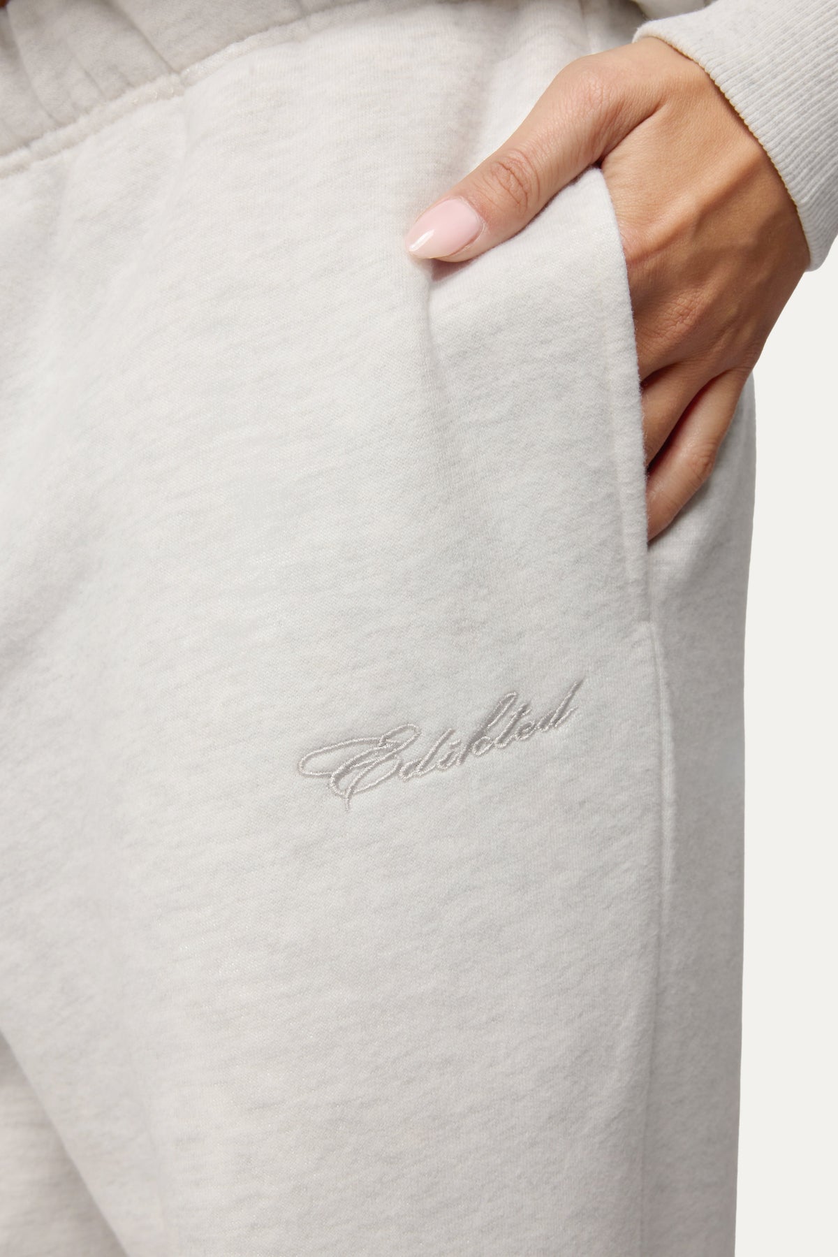 Basic Girl Wide Leg Edikted Joggers