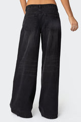 Pleated Detail Low Rise Baggy Jeans