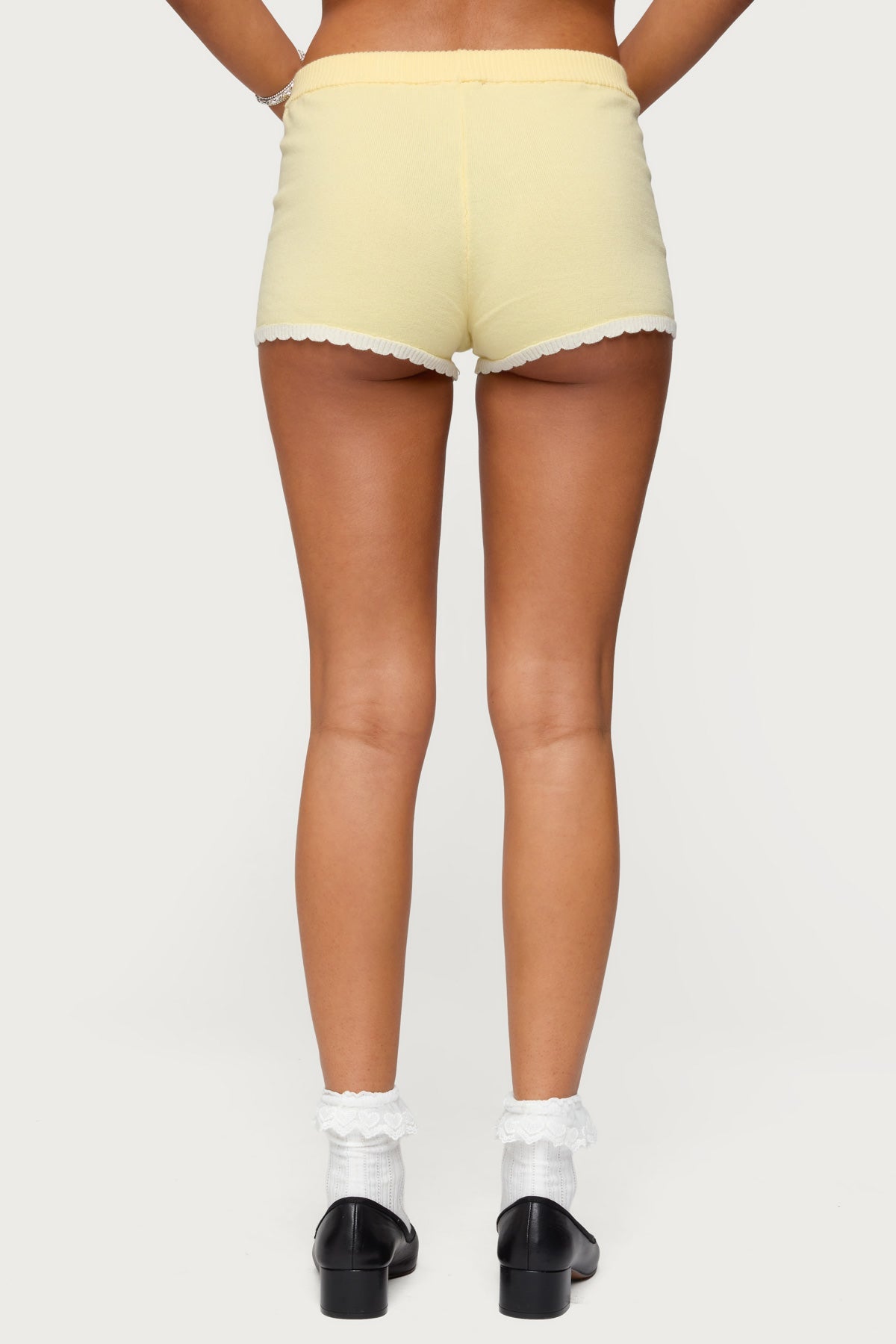 Leila Scalloped Knit Shorts