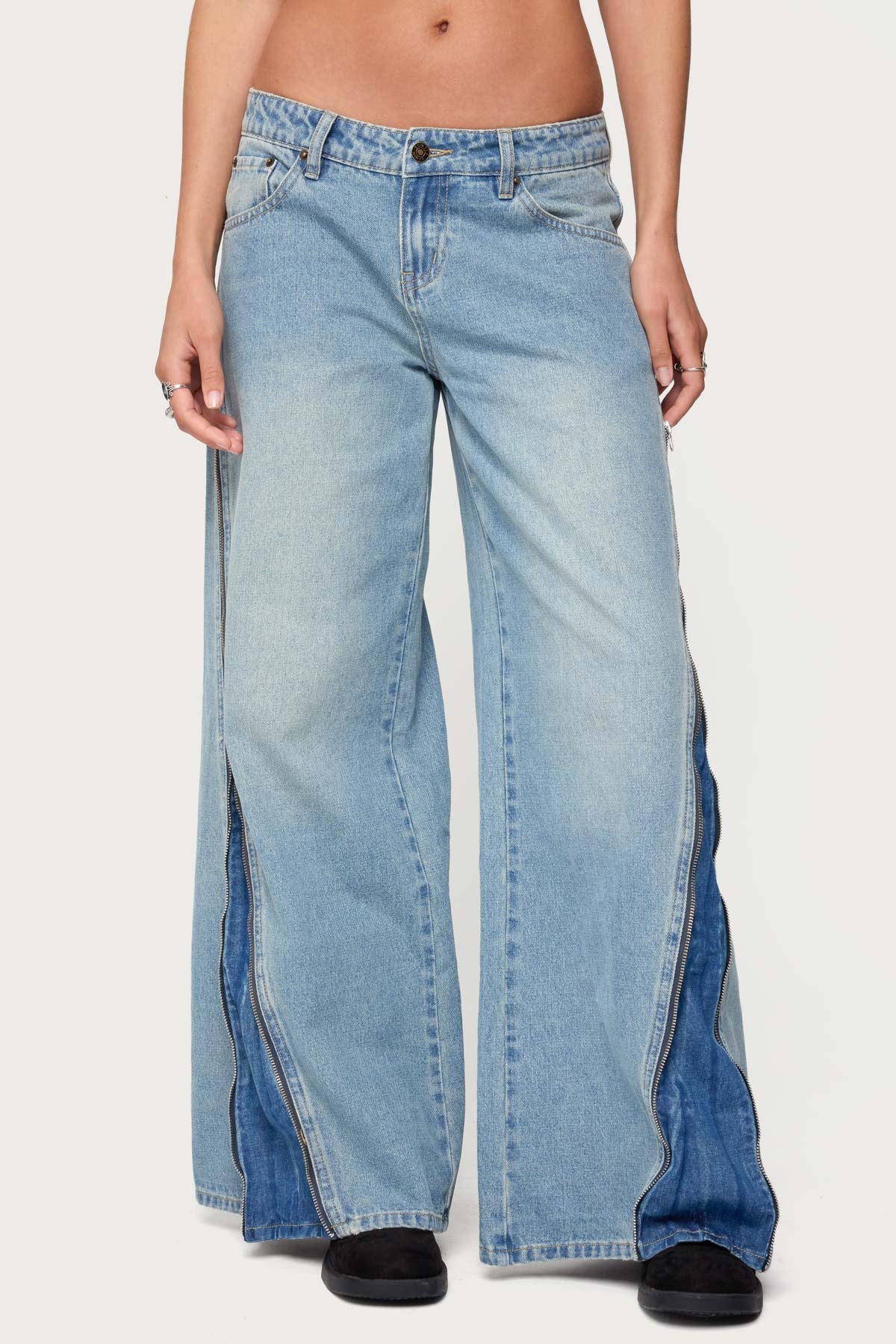 Zippered Washed Low Rise Wide Leg Jeans