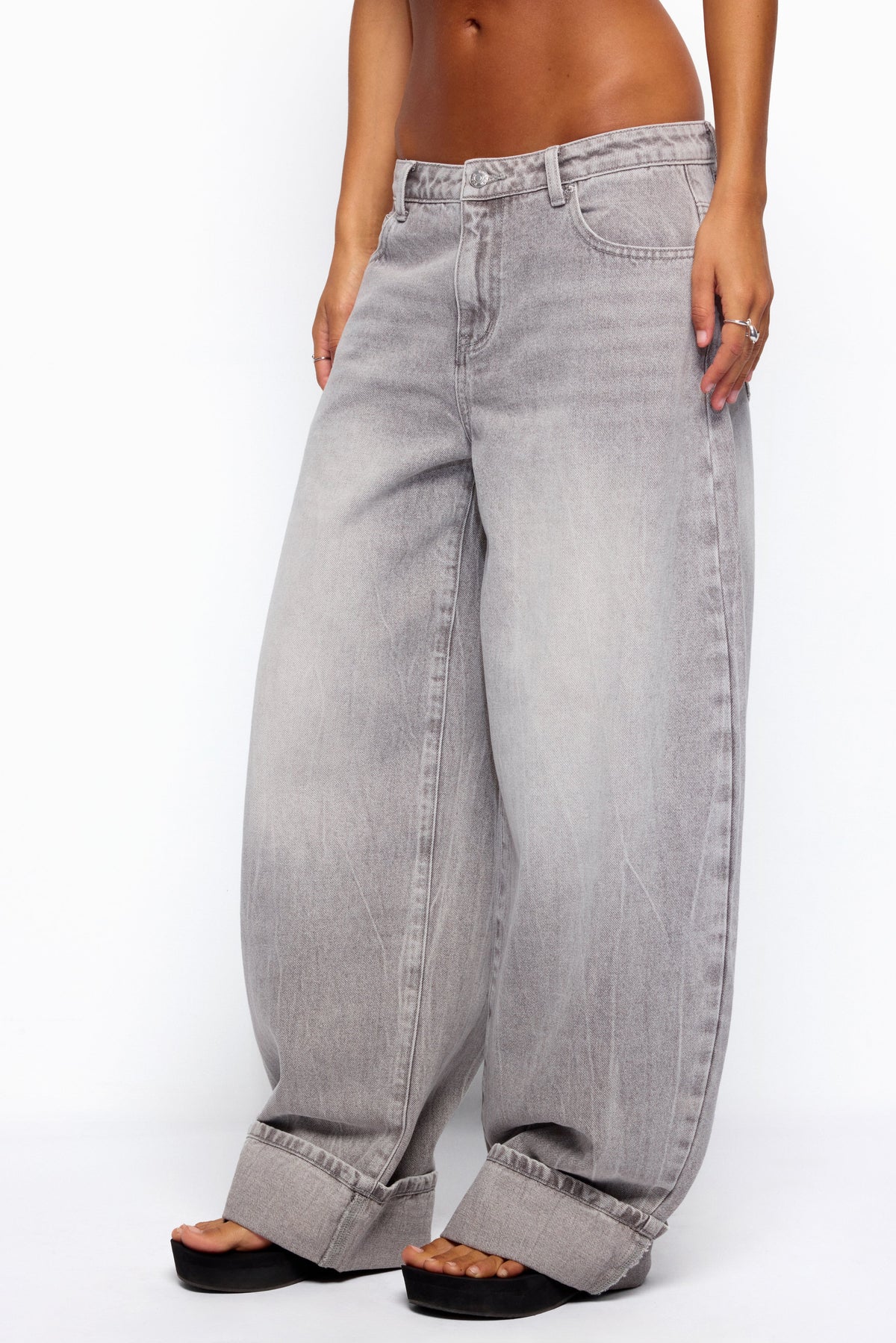 Kella Low Rise Baggy Jeans
