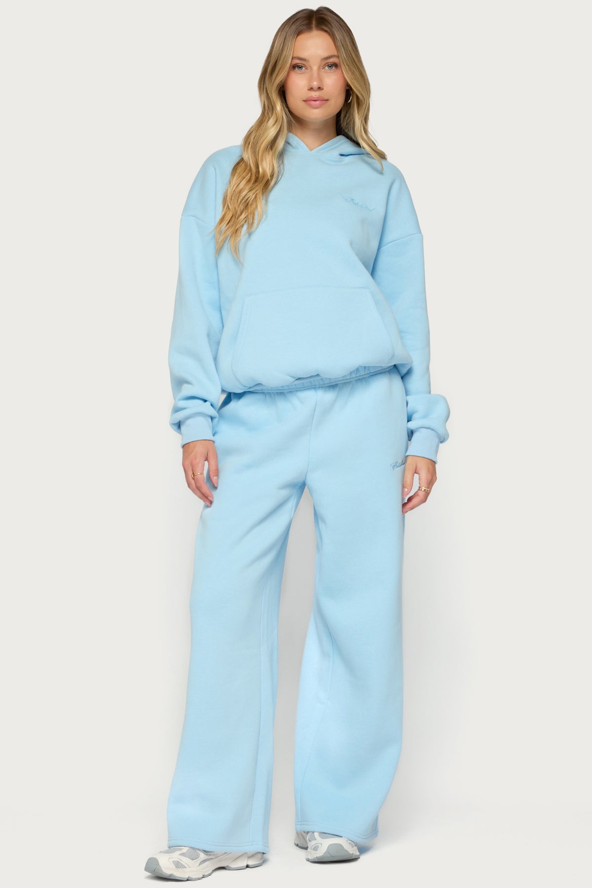 Basic Girl Wide Leg Edikted Joggers
