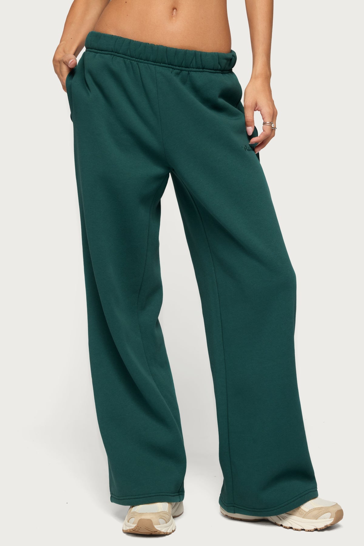 Basic Girl Wide Leg Edikted Joggers