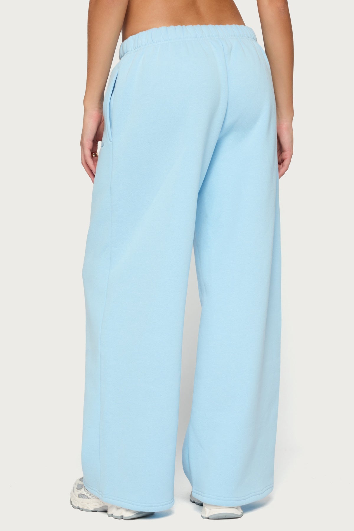 Basic Girl Wide Leg Edikted Joggers