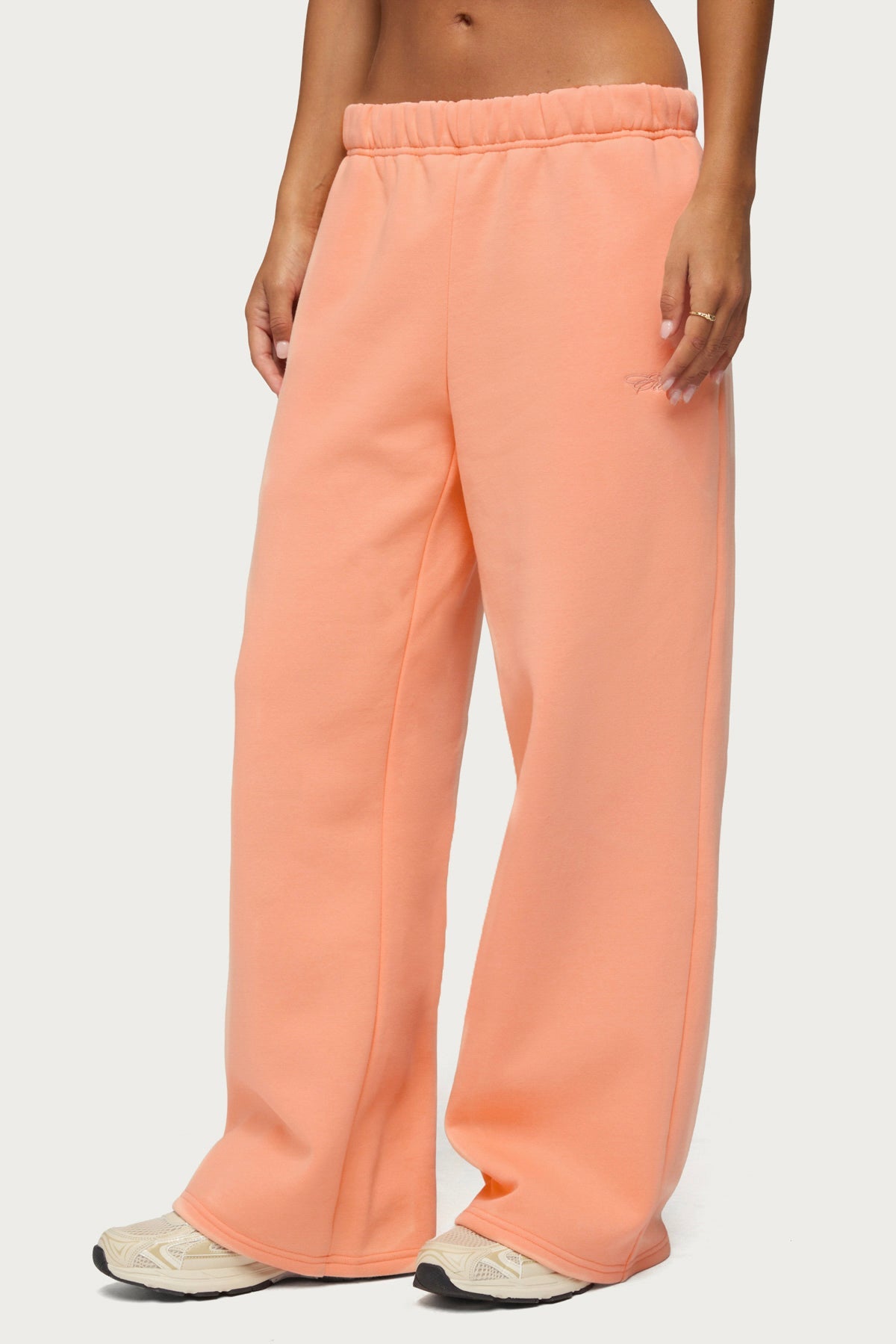 Basic Girl Wide Leg Edikted Joggers