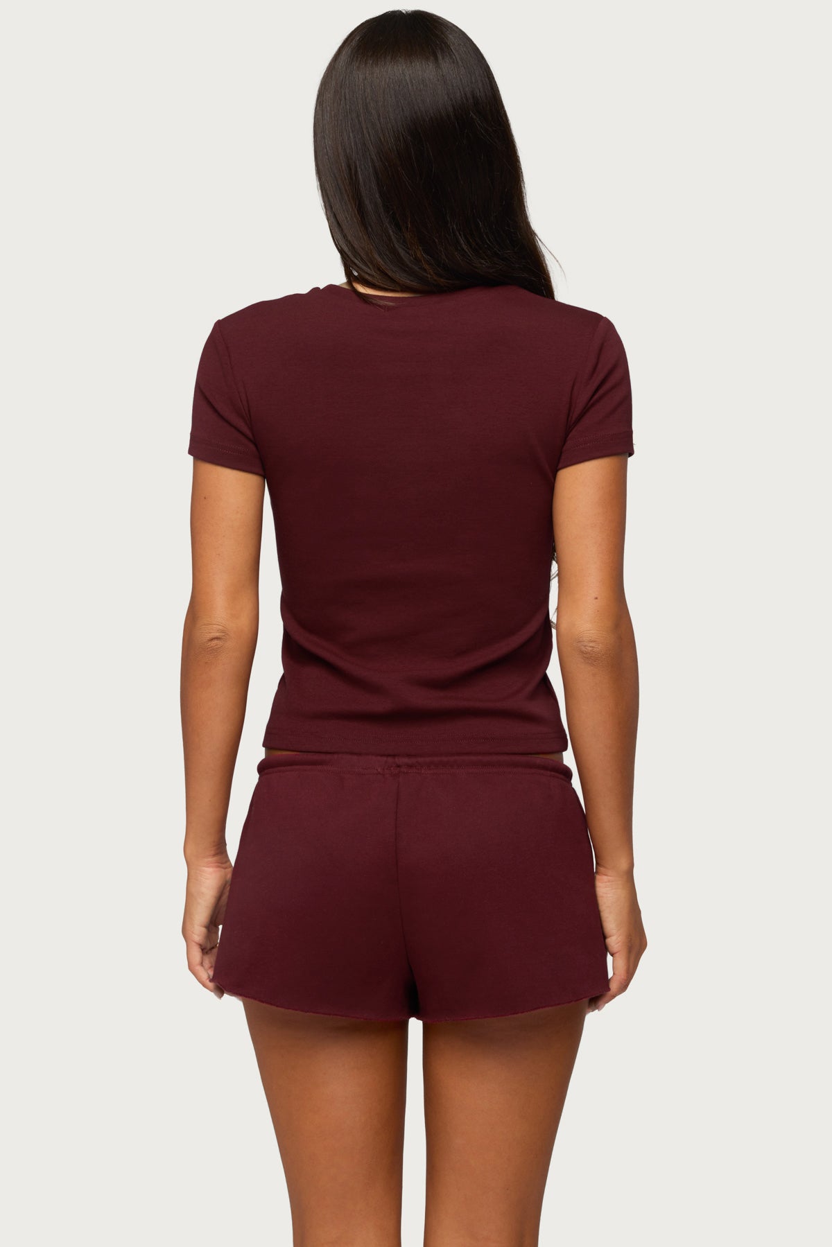 Sporty Babe Edikted T Shirt
