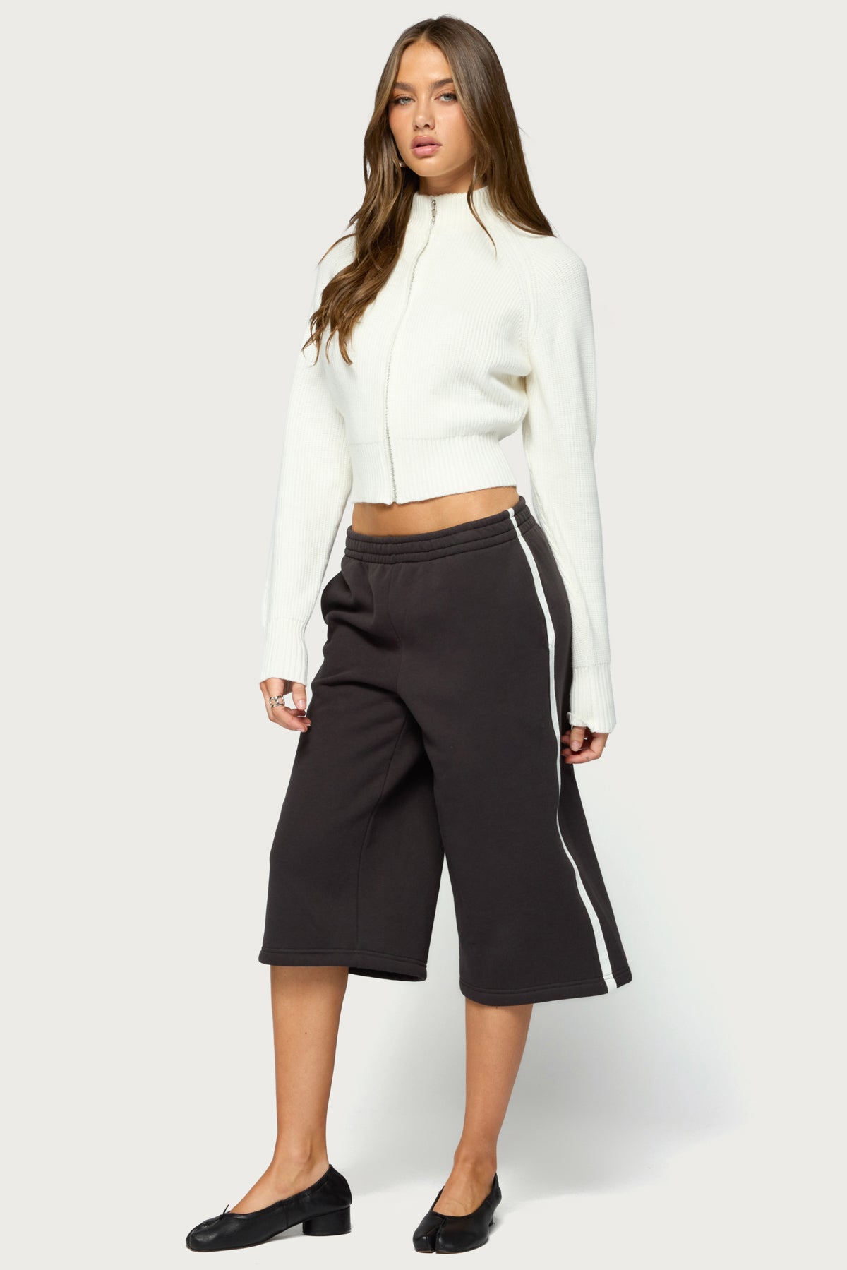 Feela Ribbed Knit Cardigan