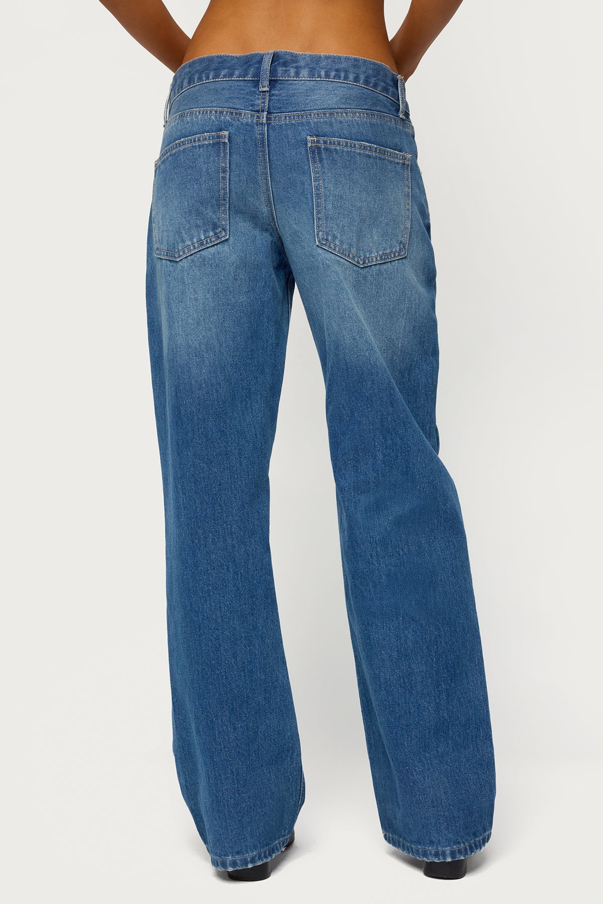 Arabella Low Rise Baggy Jeans