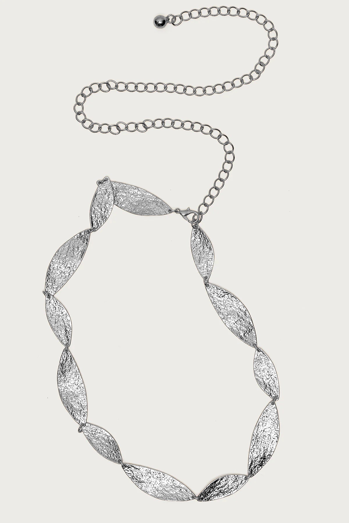 Abstract Pendant Chain Belt