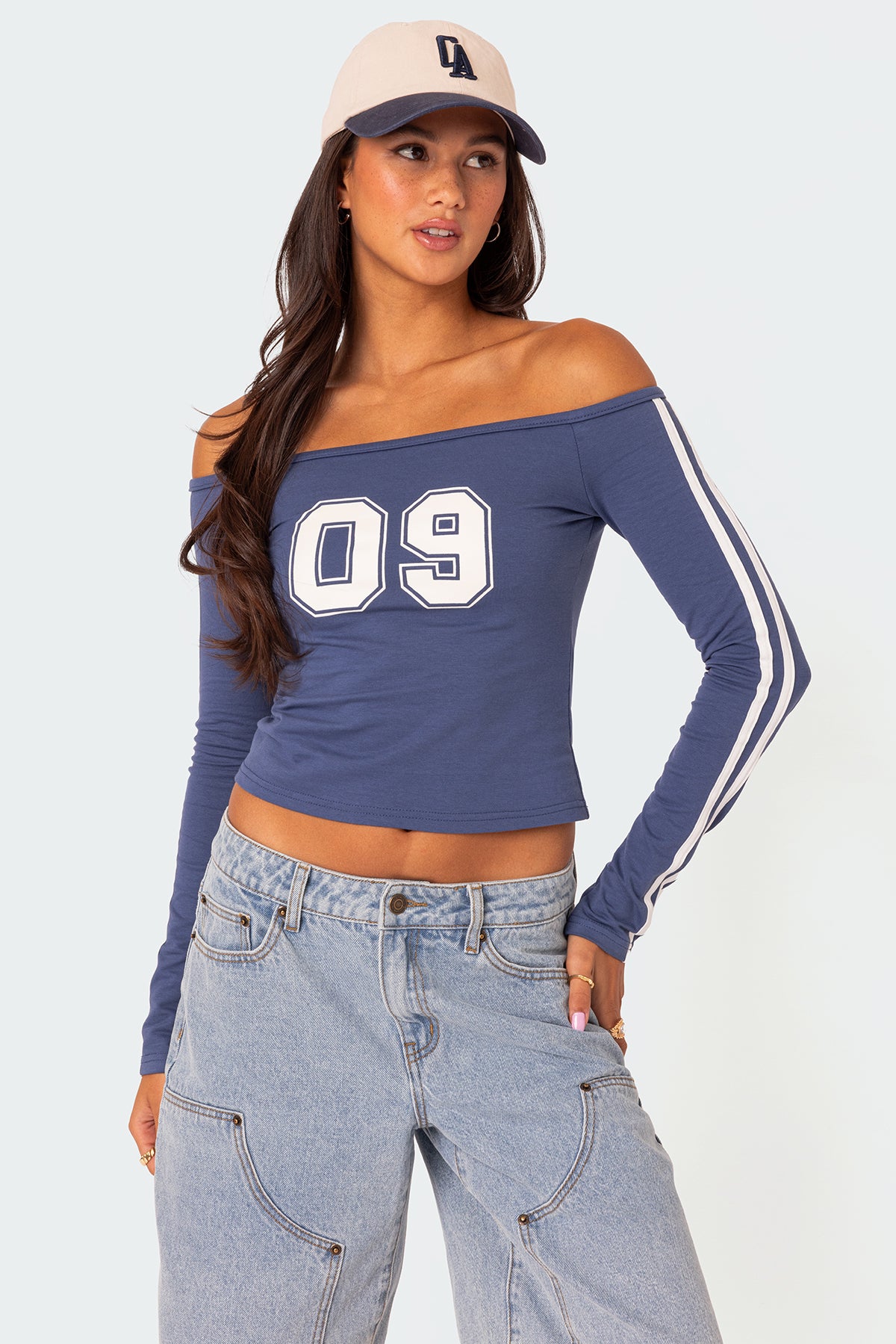 90'S Off Shoulder Long Sleeve T Shirt