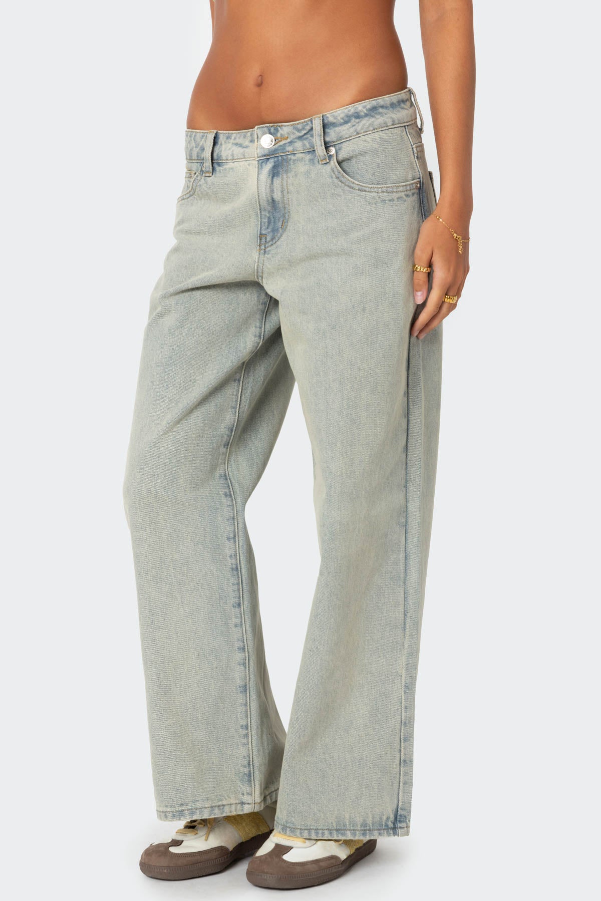 Petite Magda Low Rise Acid Wash Jeans