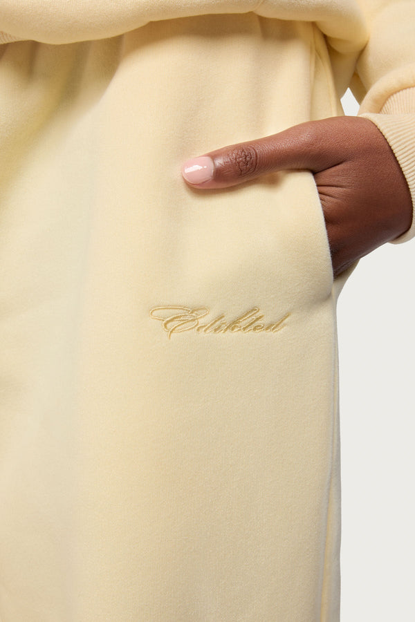 Basic Girl Wide Leg Edikted Joggers