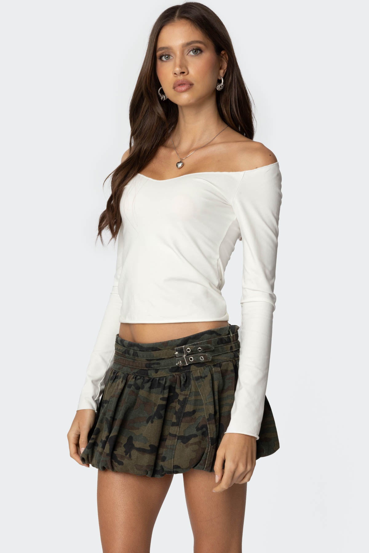 Nattie Off Shoulder V Neck Top