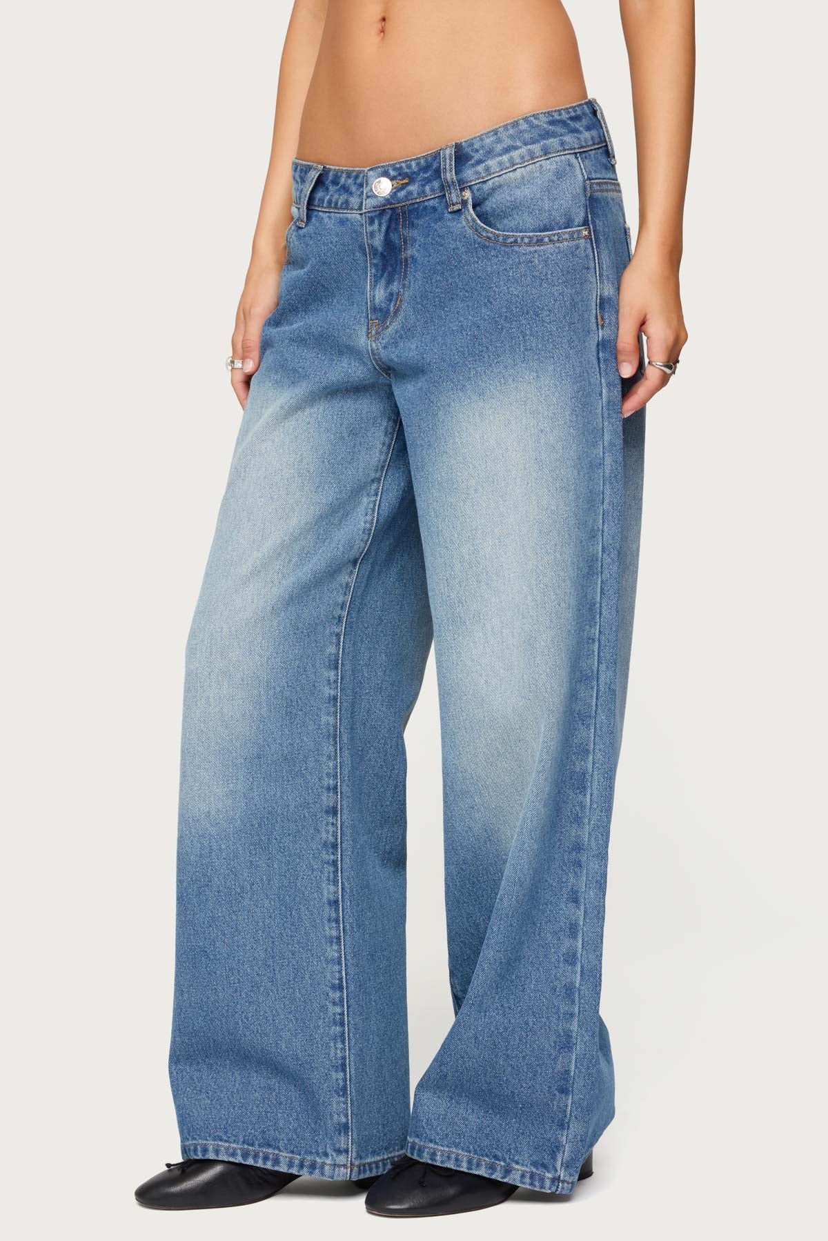 Petite Magda Acid Wash Low Rise Baggy Jeans