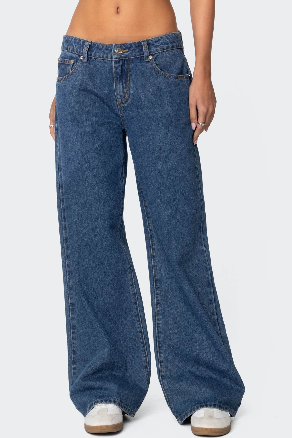 Raelynn Washed Low Rise Jeans