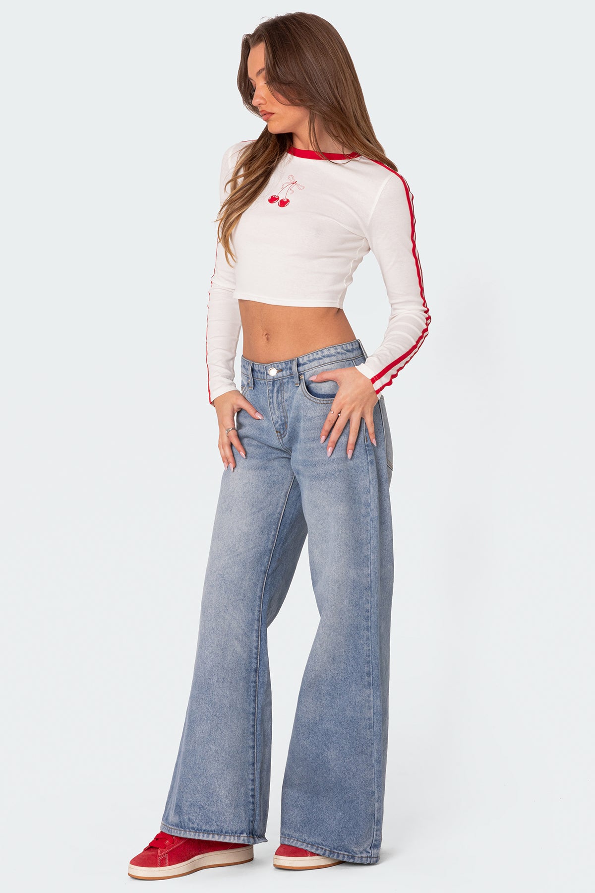 Low Rise Wide Leg Jeans