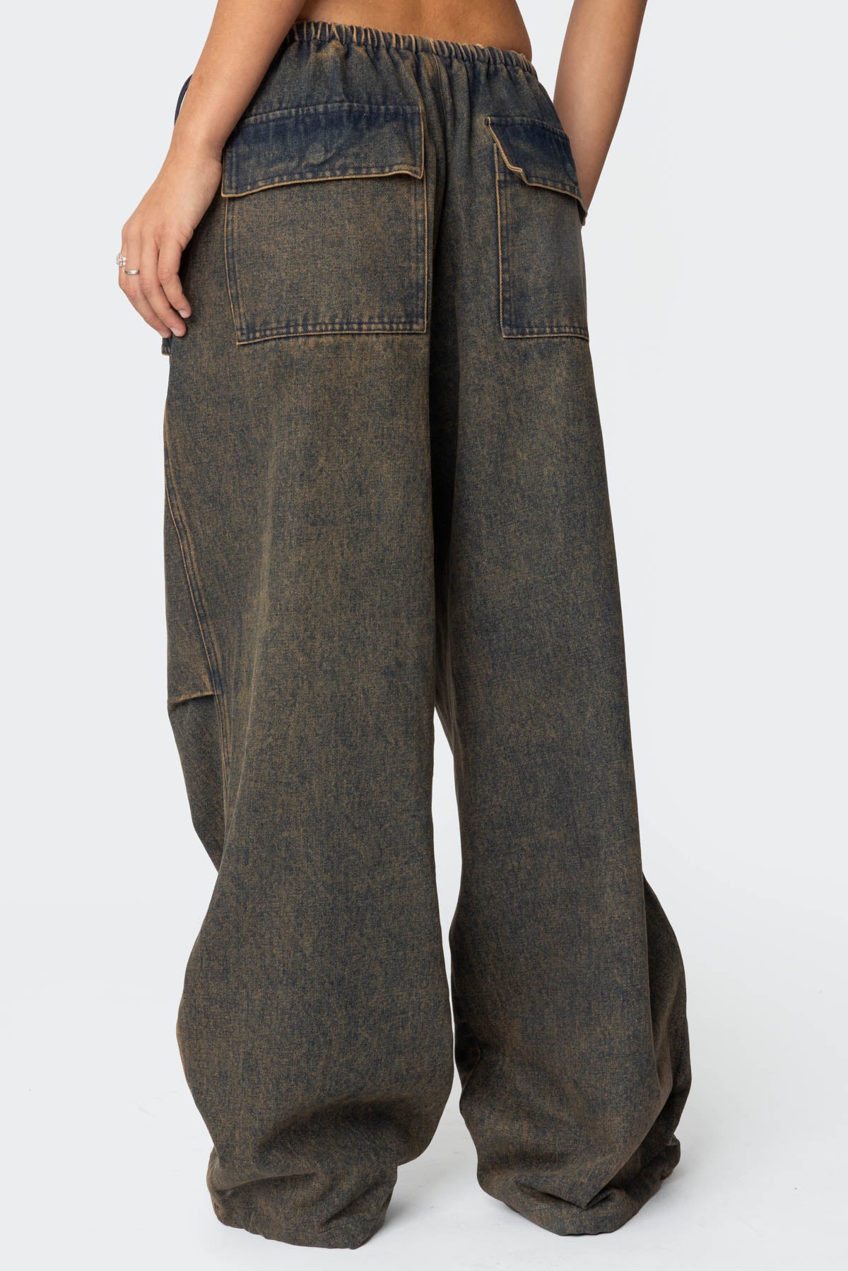 Regine Oversized Parachute Jeans