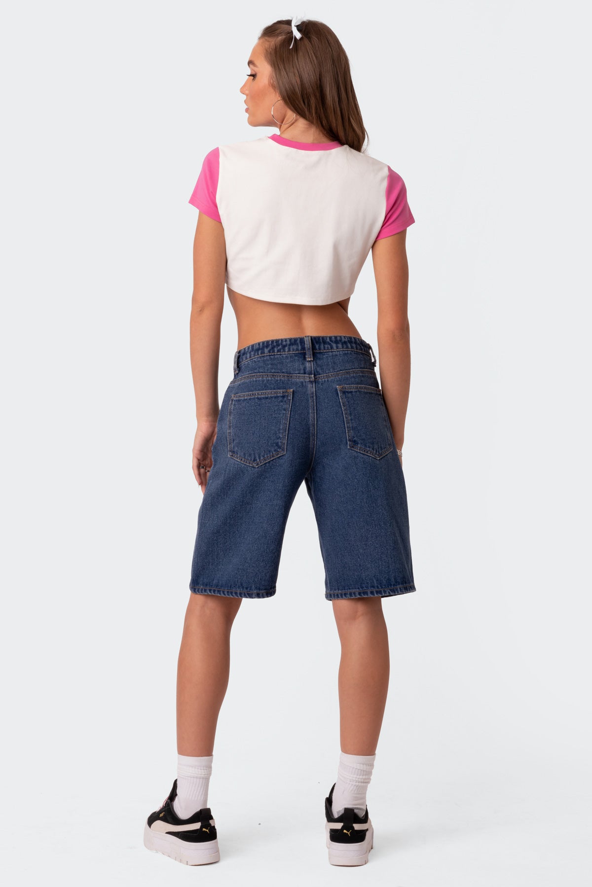 Queenin Cropped T Shirt