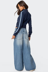 Distressed Low Rise Baggy Jeans