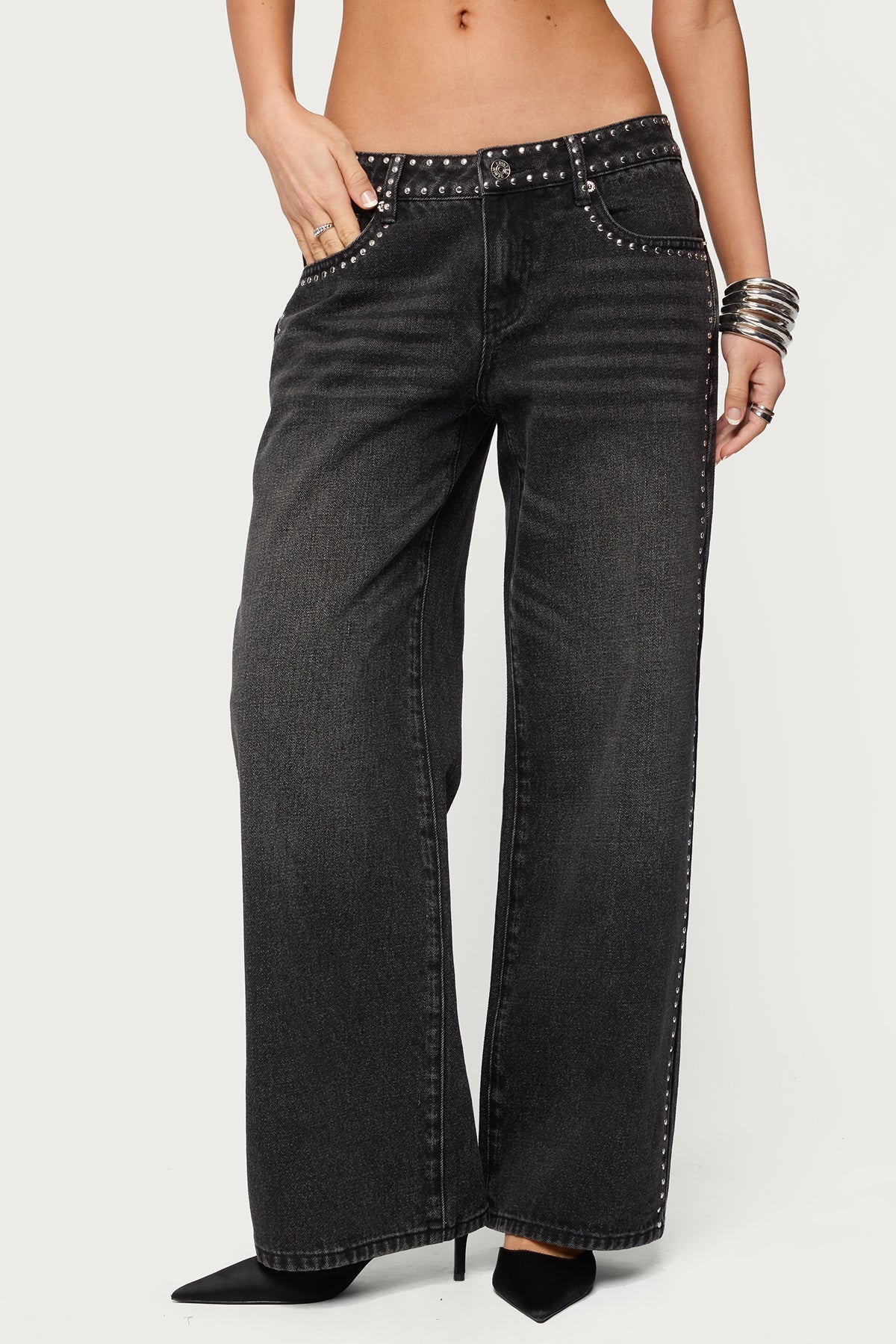 Petite Quincy Studded Low Rise Baggy Jeans