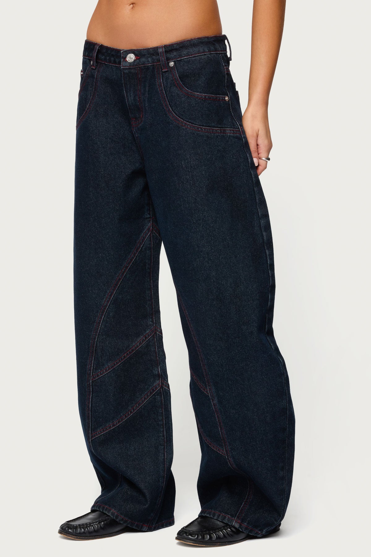 Double Pocket Low Rise Barrel Leg Jeans