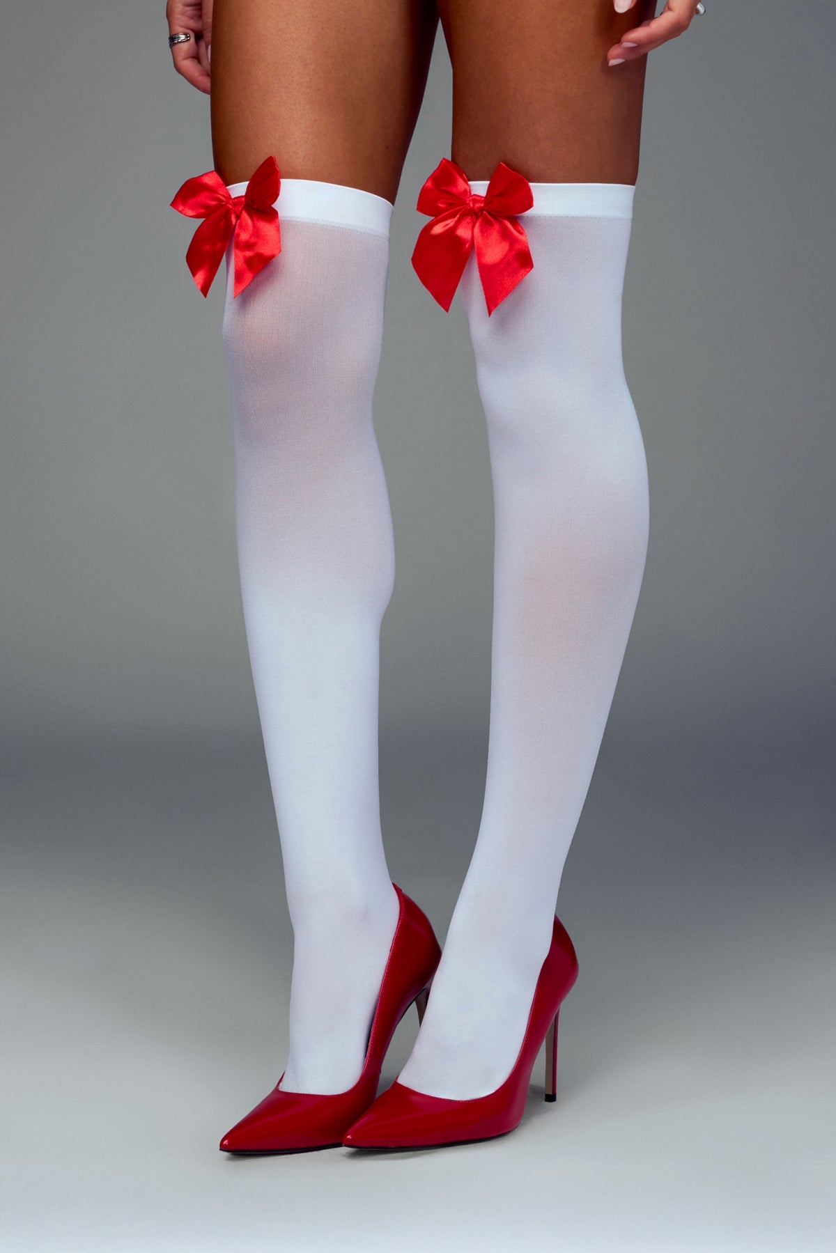 Sweetheart Bow Knee High Socks
