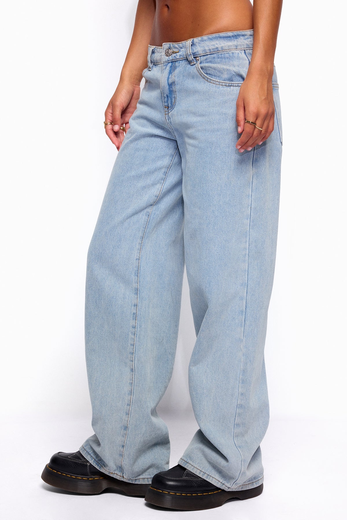 Raelynn Washed Low Rise Baggy Jeans