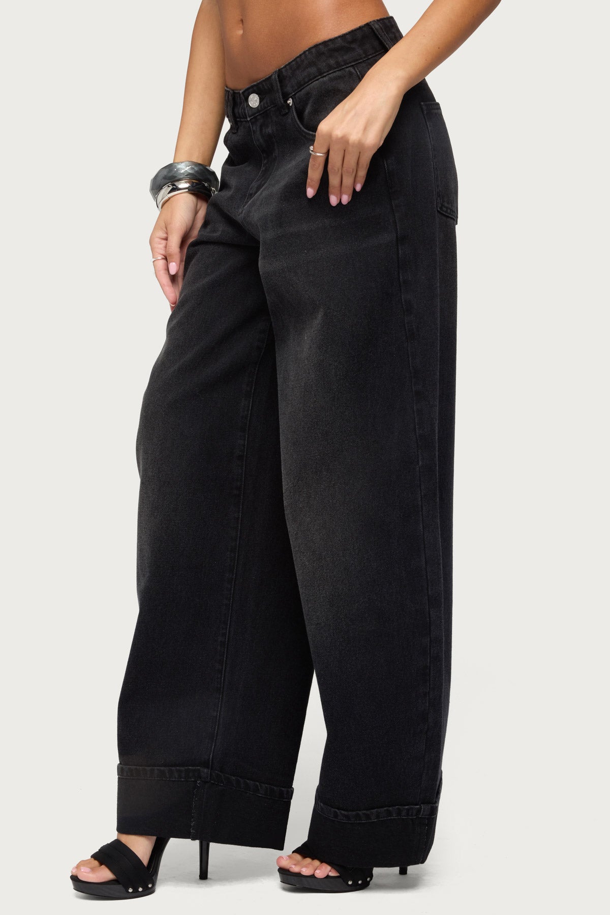 Kella Low Rise Baggy Jeans