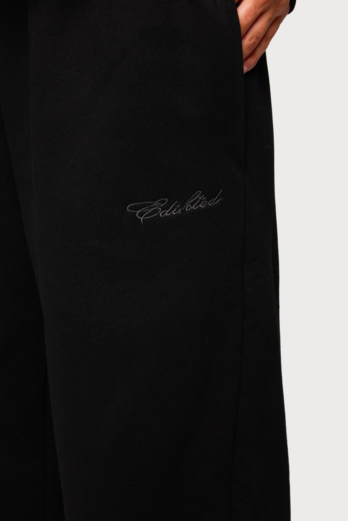 Basic Girl Wide Leg Edikted Joggers