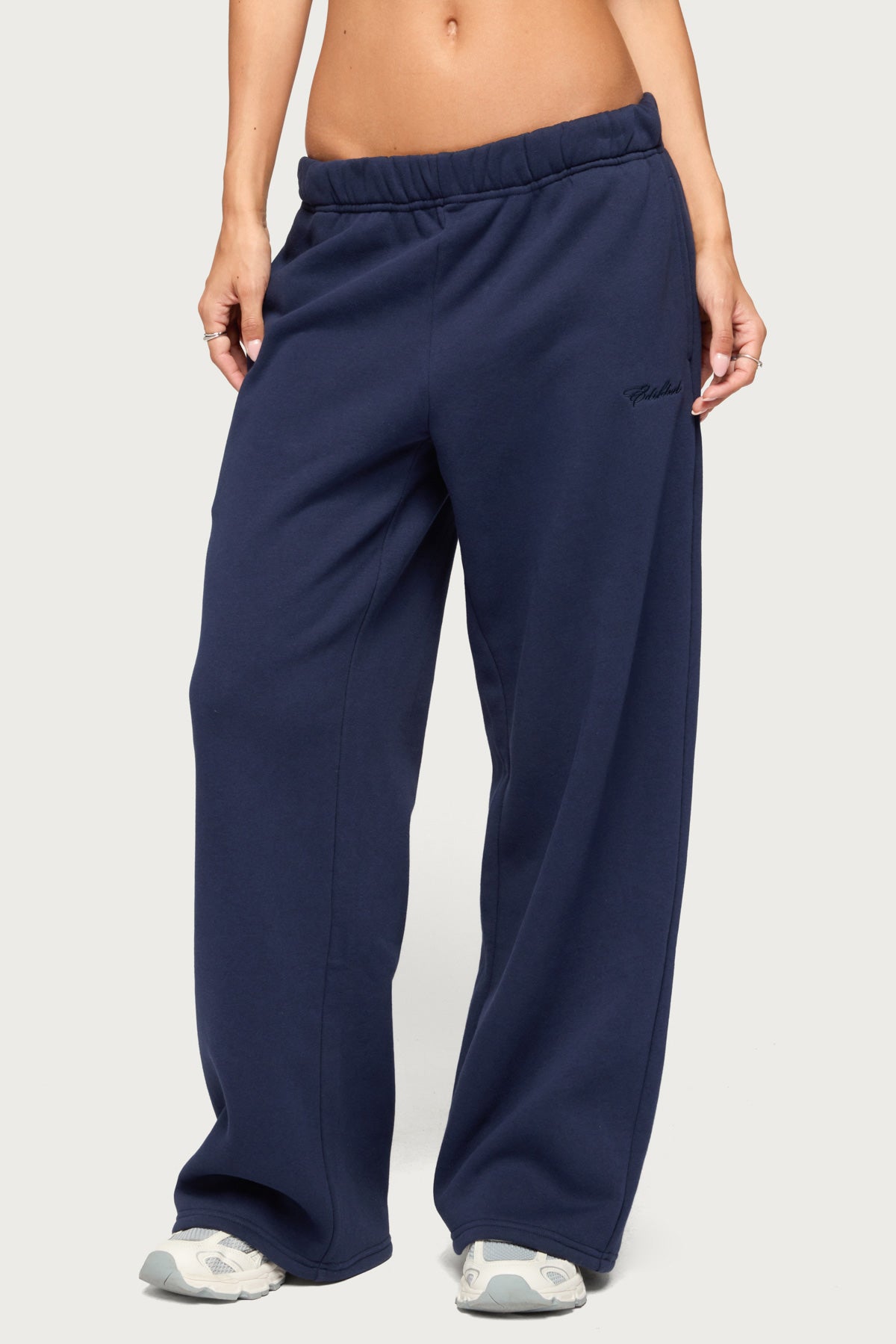 Basic Girl Wide Leg Edikted Joggers
