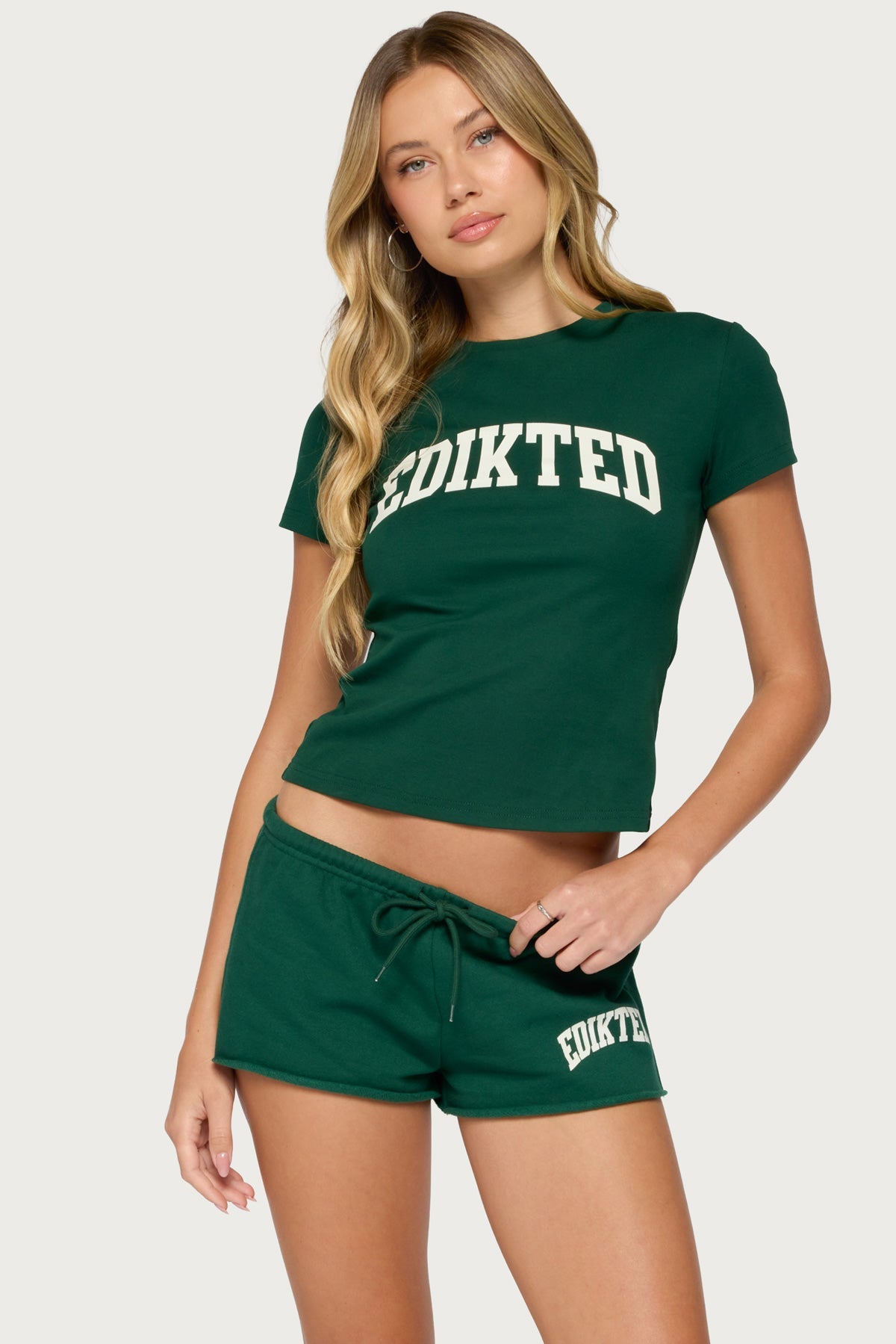 Sporty Babe Edikted T Shirt