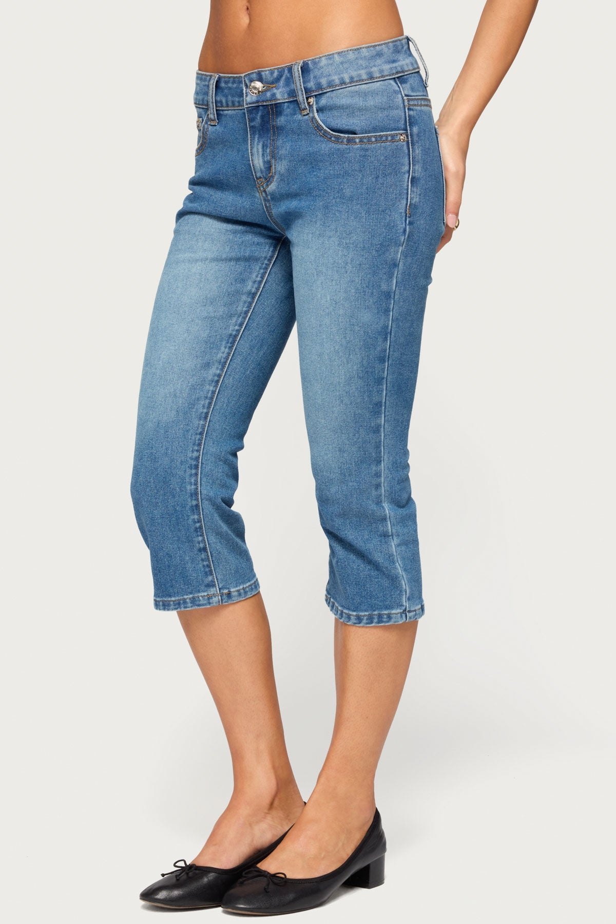 Fifer Low Rise Capri Jeans