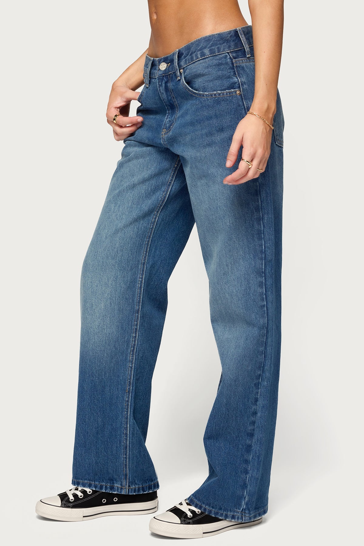 Arabella Low Rise Baggy Jeans
