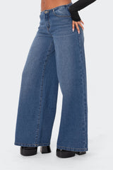 Low-Rise Wide Jeans